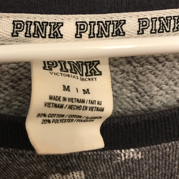 VS PINK Snowflake Holiday Sweater - Picture 3 of 3